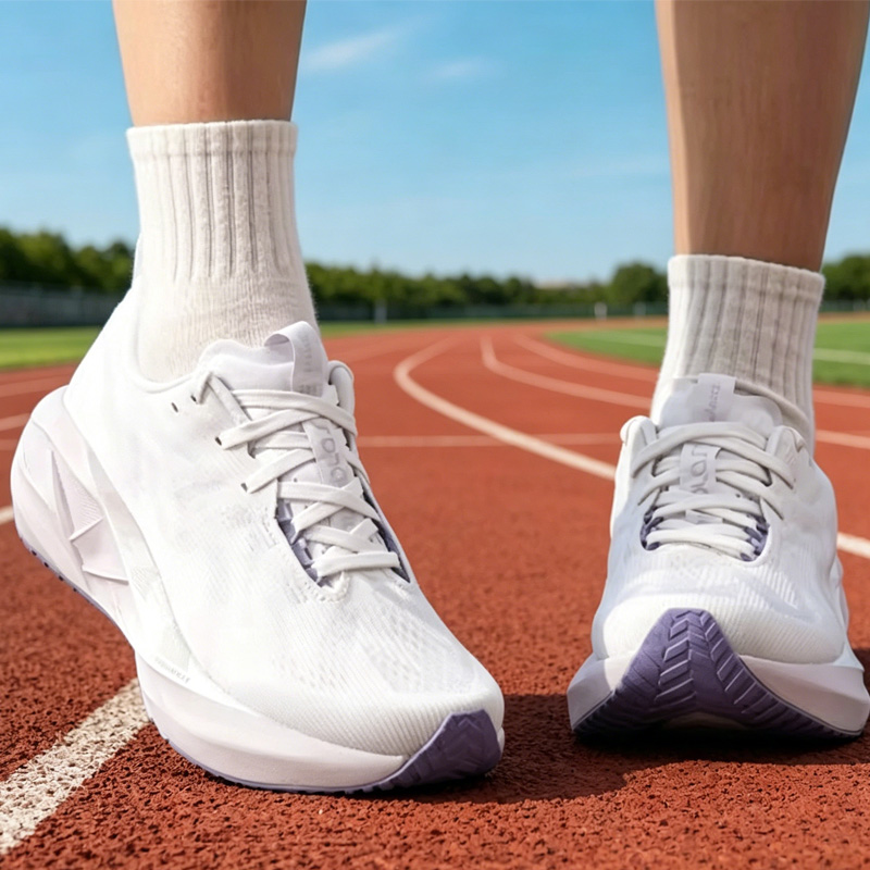 Женские кроссовки Asics с высо – обзор и цена Table Tennis Shoes Asics